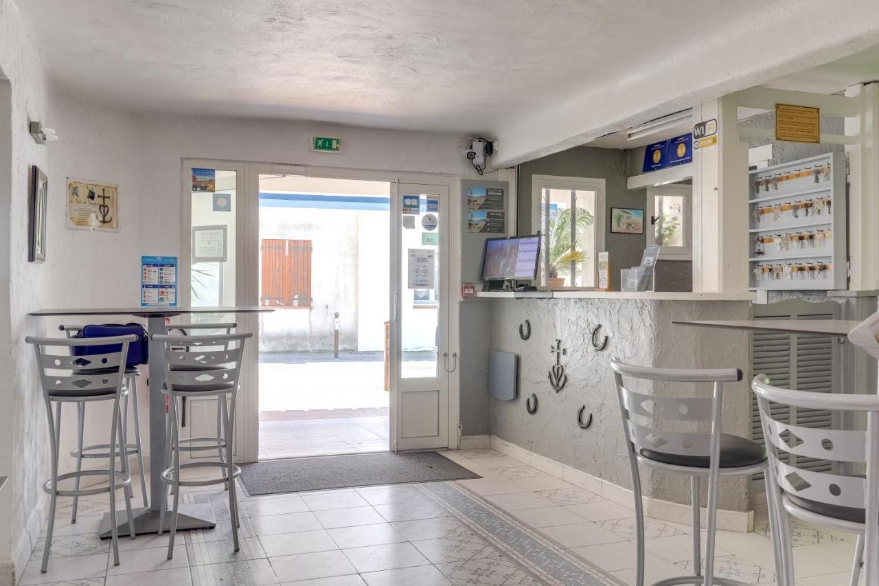 Hotel Les Palmiers En Camargue Saintes-Maries-de-la-Mer Luaran gambar