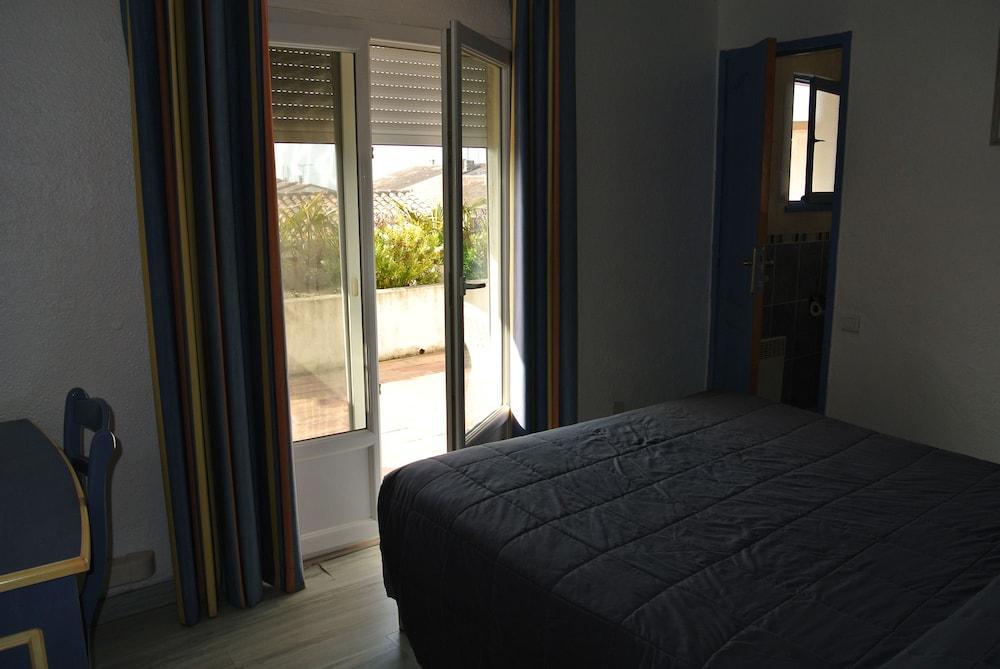 Hotel Les Palmiers En Camargue Saintes-Maries-de-la-Mer Luaran gambar