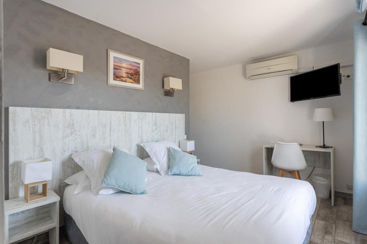 Hotel Les Palmiers En Camargue Saintes-Maries-de-la-Mer Luaran gambar