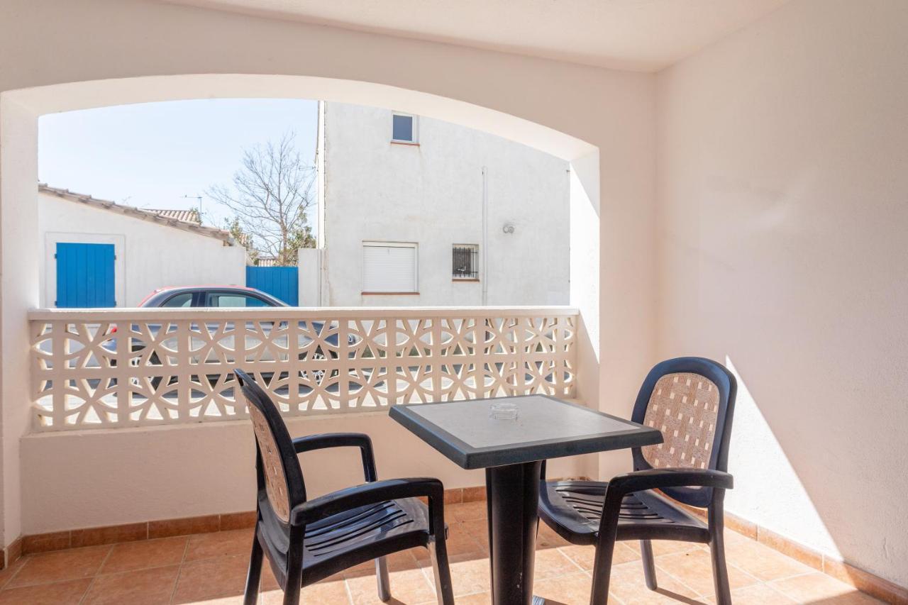 Hotel Les Palmiers En Camargue Saintes-Maries-de-la-Mer Luaran gambar
