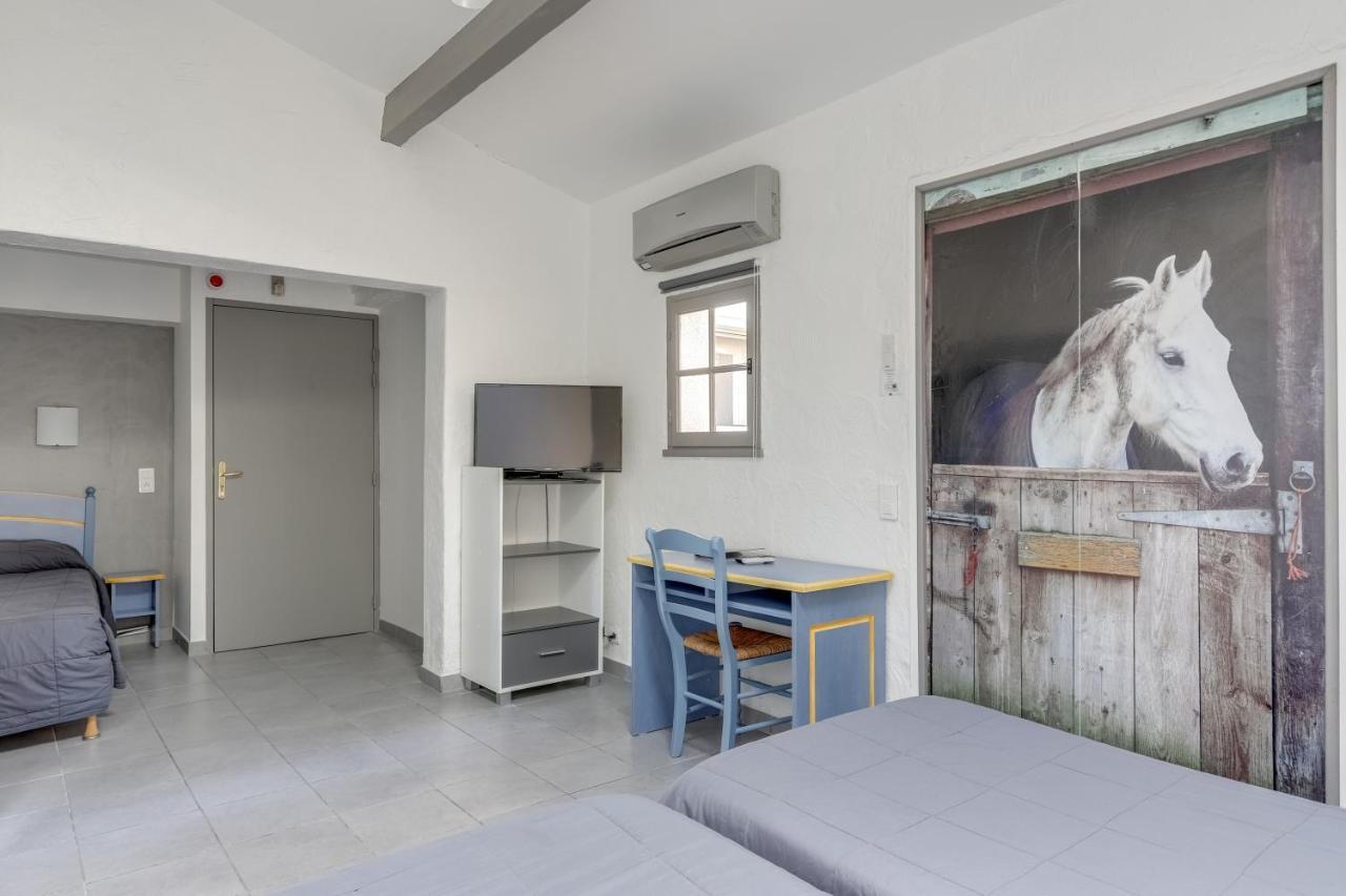 Hotel Les Palmiers En Camargue Saintes-Maries-de-la-Mer Luaran gambar
