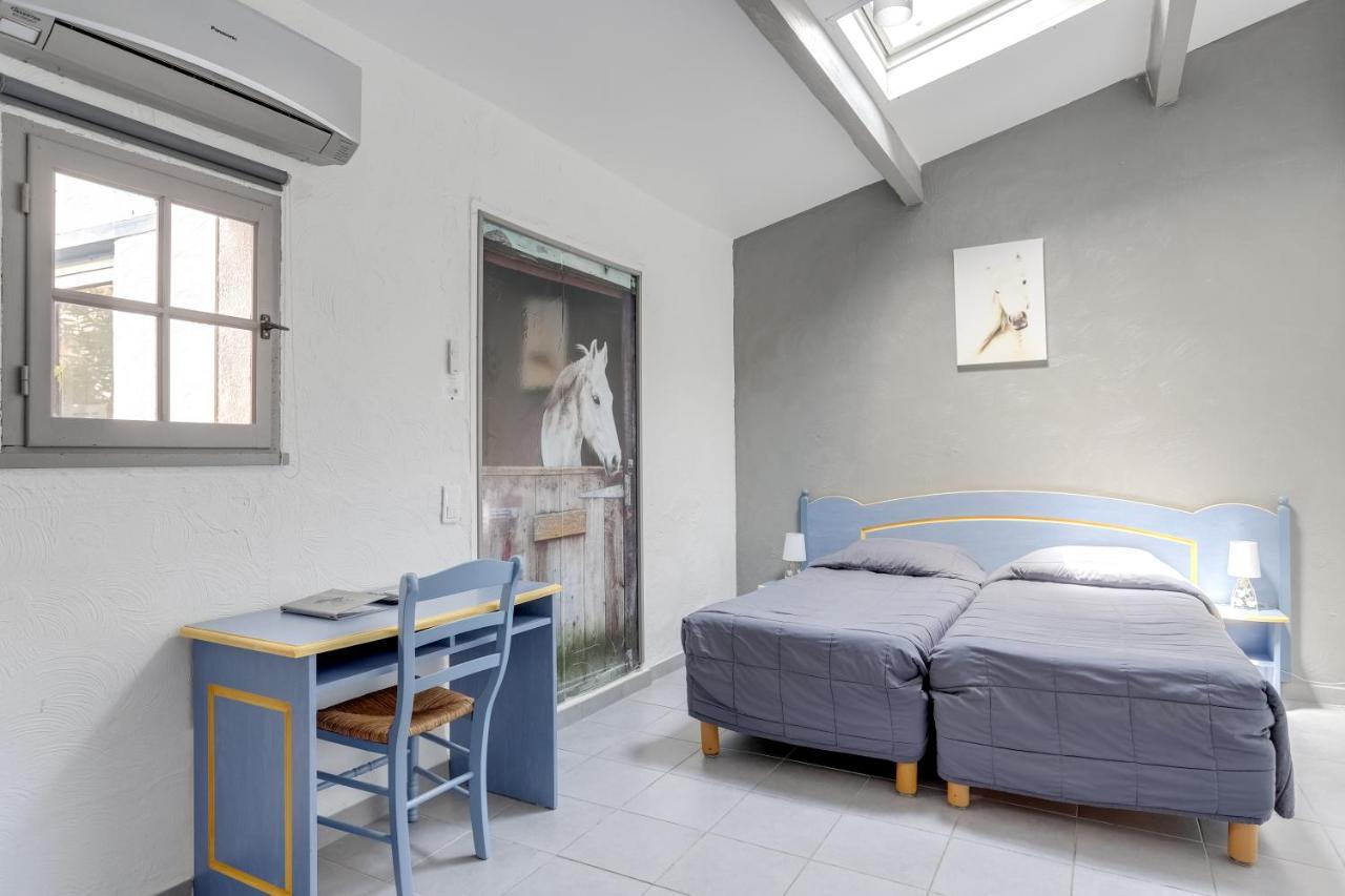 Hotel Les Palmiers En Camargue Saintes-Maries-de-la-Mer Luaran gambar
